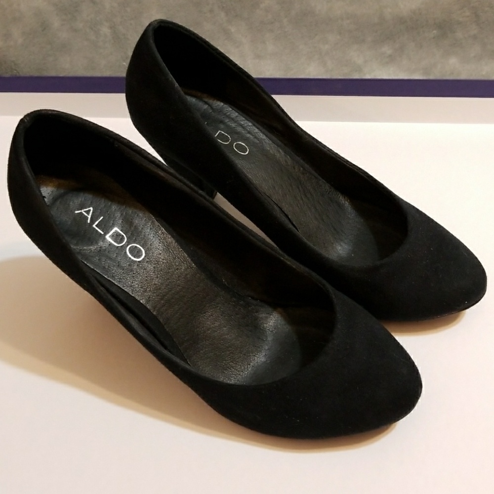 Aldo black suede heels